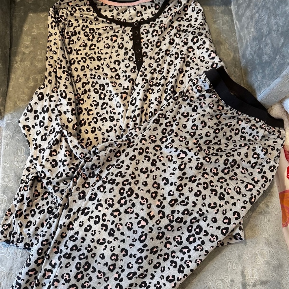 Cuddl Duds Animal Print Lounge Set